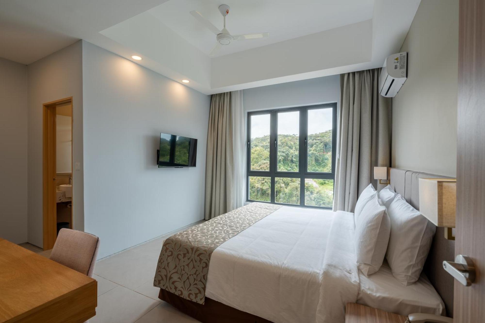 Zenith Suites Cameron Танах-Рата Экстерьер фото